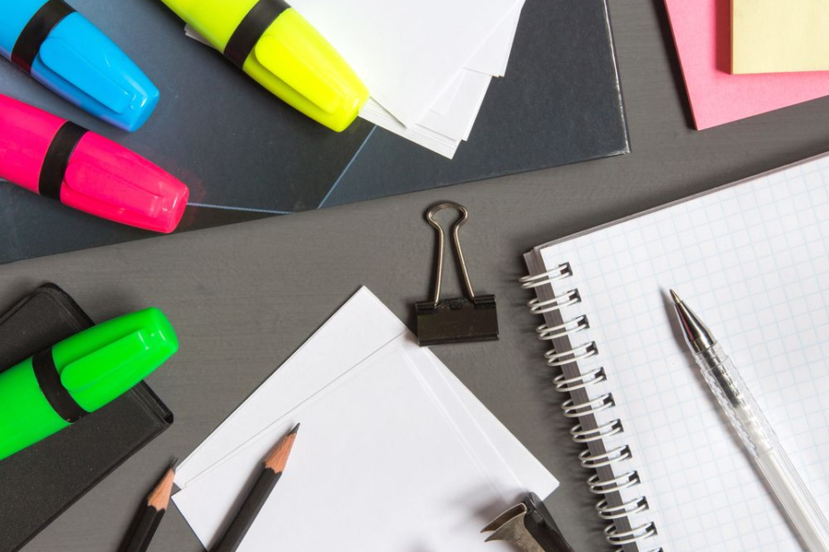 ¿Y-si-pudieras-reducir-los-pedidos-de-papeleria-sin-quedarte-nunca-corto
