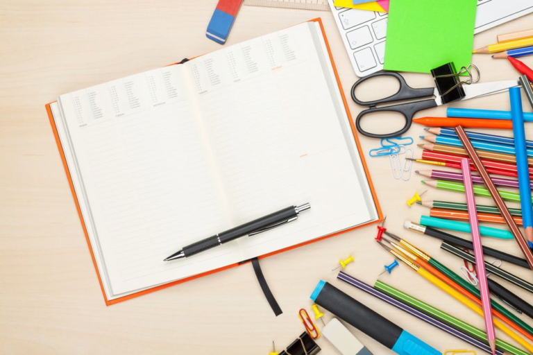 Por-que-los-colegios-que-planifican-en-julio-ahorran-un-40-en-material-escolar